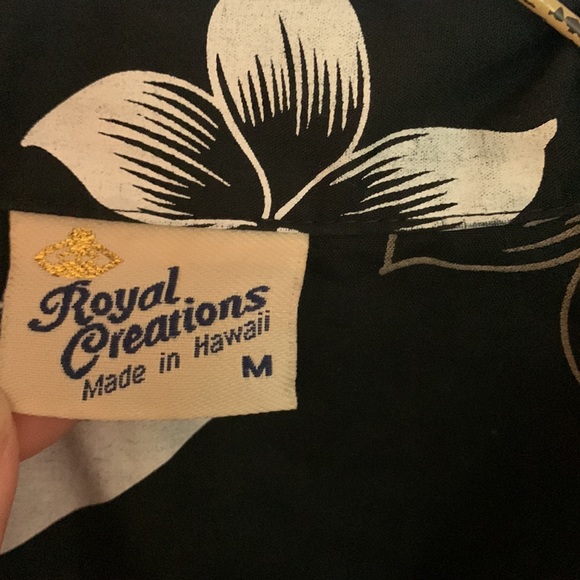 Hawaiian Shirt - Picture 3 of 6